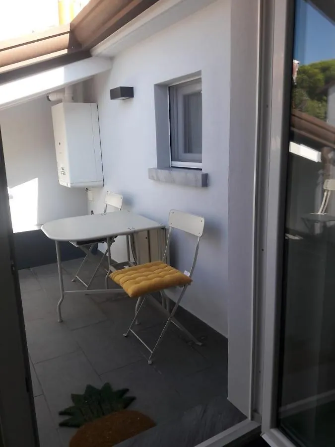 Bed and Breakfast 150 Latomare Marina Di Carrara Bed & Breakfast