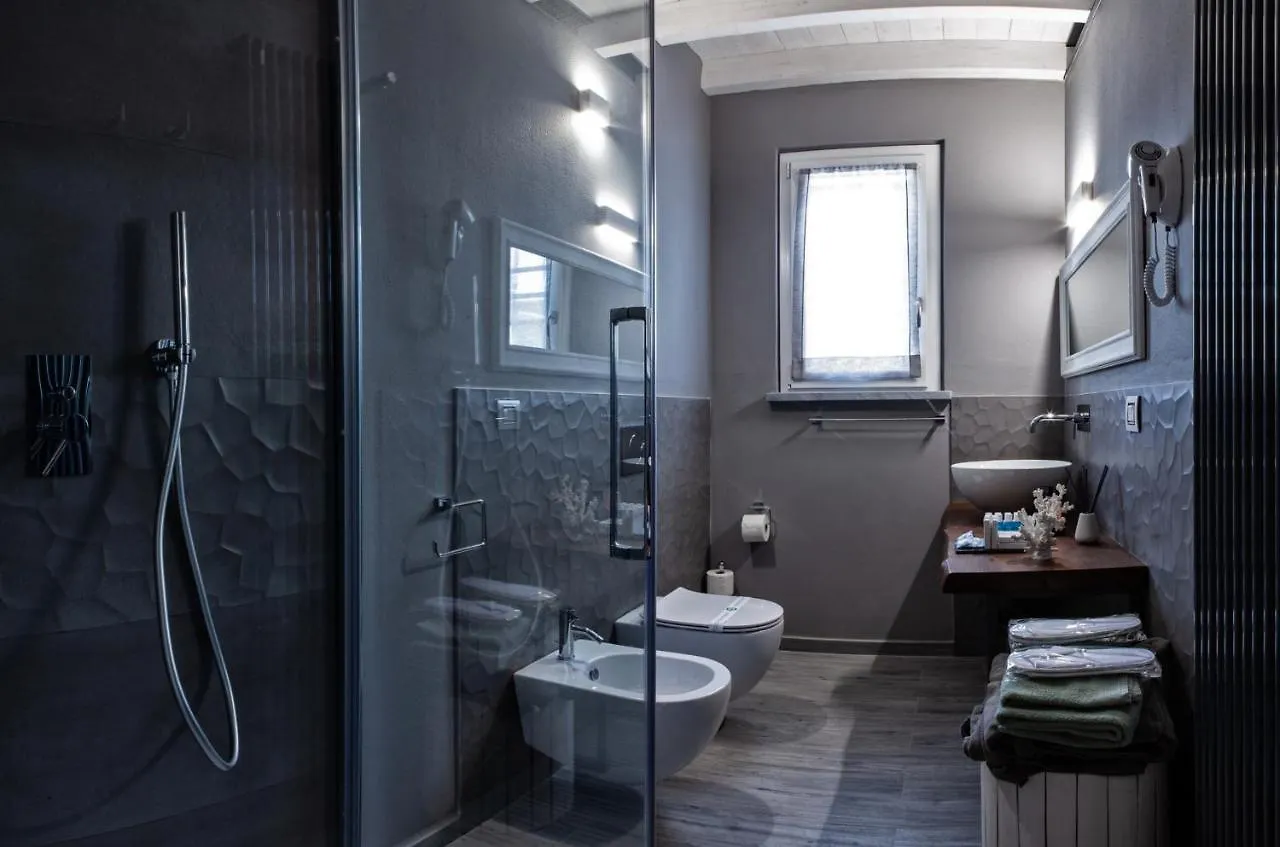 Bed and Breakfast 150 Latomare à Marina Di Carrara Couette-café